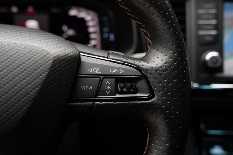 CUPRA Ateca 2.0 TSI 4DRIVE Panodak Virtual 360° Camera Leer/ Alcantara bekleding Navi ACC Climate C. Elektr. bedienbare achterklep PDC LM velgen Beats Audio systeem Elektr. bedienb. trekhaak