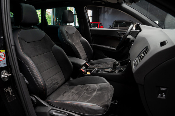 CUPRA Ateca 2.0 TSI 4DRIVE Panodak Virtual 360° Camera Leer/ Alcantara bekleding Navi ACC Climate C. Elektr. bedienbare achterklep PDC LM velgen Beats Audio systeem Elektr. bedienb. trekhaak