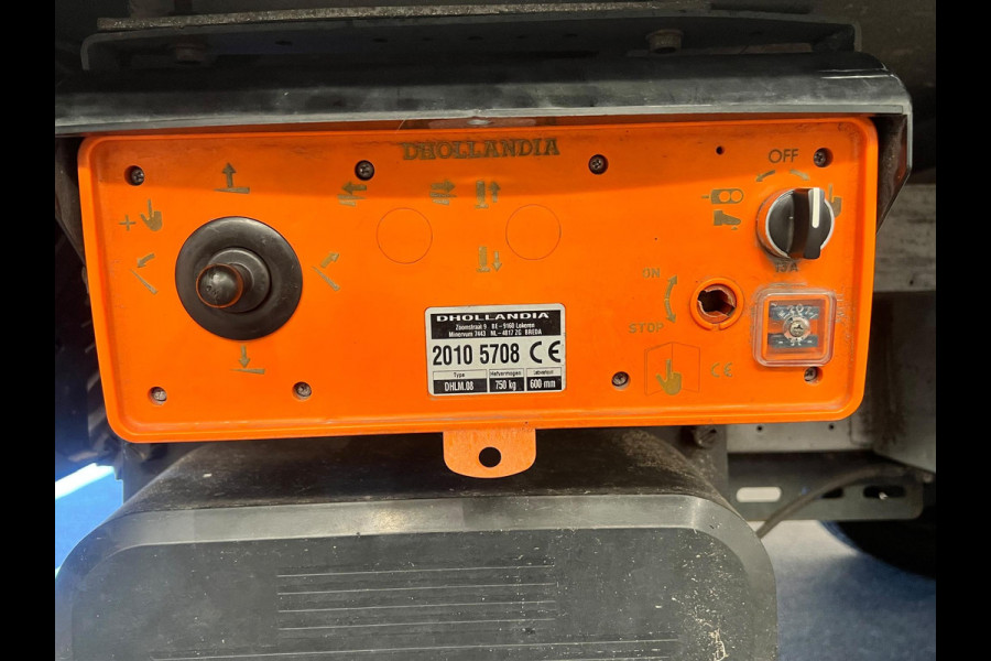 Renault Master T35 2.3 150PK Automaat Bakwagen Laadklep Meubelbak Airco Cruise Control Navigatie