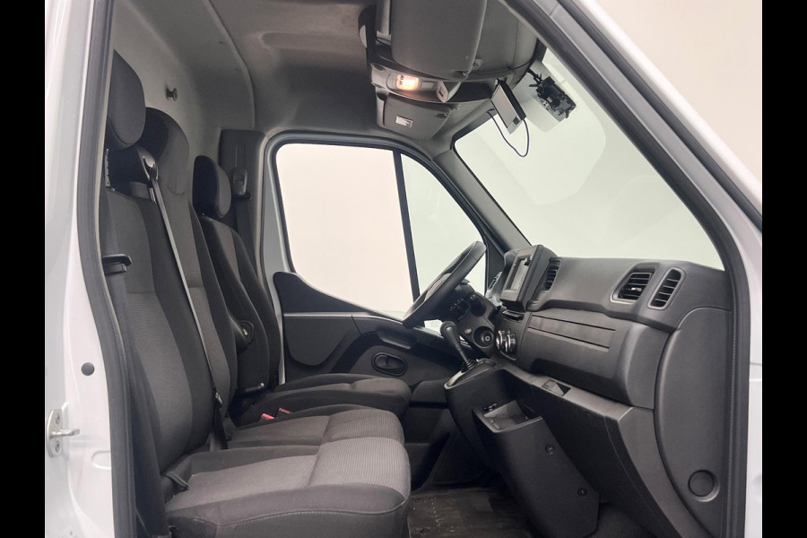 Renault Master T35 2.3 150PK Automaat Bakwagen Laadklep Meubelbak Airco Cruise Control Navigatie
