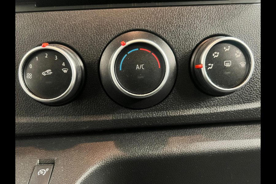 Renault Master T35 2.3 150PK Automaat Bakwagen Laadklep Meubelbak Airco Cruise Control Navigatie