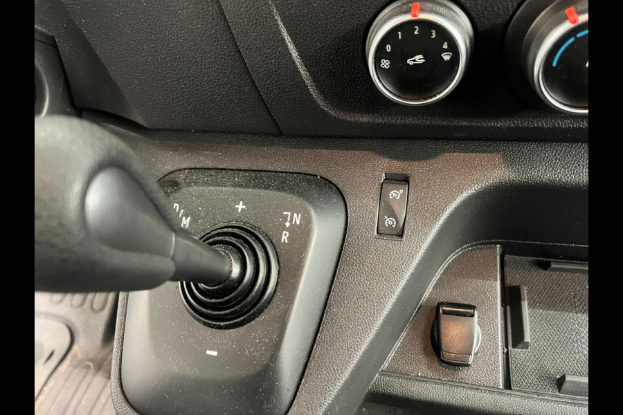 Renault Master T35 2.3 150PK Automaat Bakwagen Laadklep Meubelbak Airco Cruise Control Navigatie