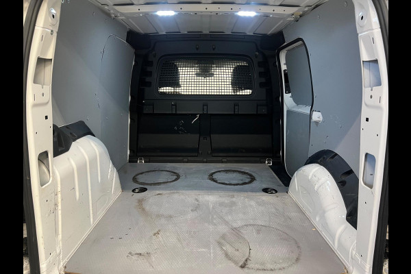 Volkswagen Caddy Cargo 2.0 TDI Comfort Automaat Apple CarPlay Adaptive Cruise Control Camera 2 Zits
