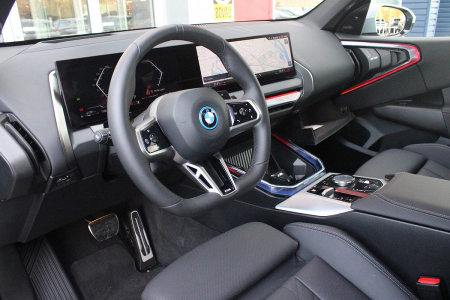BMW X3 30e xDRIVE M-SPORT 299PK | M-SPORTPAKKET 337 MET O.A. M AERODYNAMICA PAKKET - SHADOWLINE RAAMOMLIJSTING - M-SPORT ONDERSTEL - M-INTERIEUR PAKKET - VEGANZA LEDEREN BEKLEDING - M-SPORT INTERIEURLIJSTEN - M-SPORTSTUUR - M ZWARTE HEMELBEKLEDING | PREMIUM PACK MET O.A. LENDESTEUN ELEKTRISCH VERSTELBAAR OP DE VOORSTOELEN - HARMAN KARDON PREMIUM ADIO - TRAVEL EN COMFORT SYSTEM - ADAPTIEVE FULL LED KOPLAMPEN | PROFESSIONAL PACK MET O.A. PARKING ASSISTANT PLUS - DRIVING ASSISTANT PLUS - INTERIEUR CAMERA - BMW LIVE COCKPIT PROFESSIONAL | ELEKTRISCHE VERSTELBARE SPORTSTOELEM MET