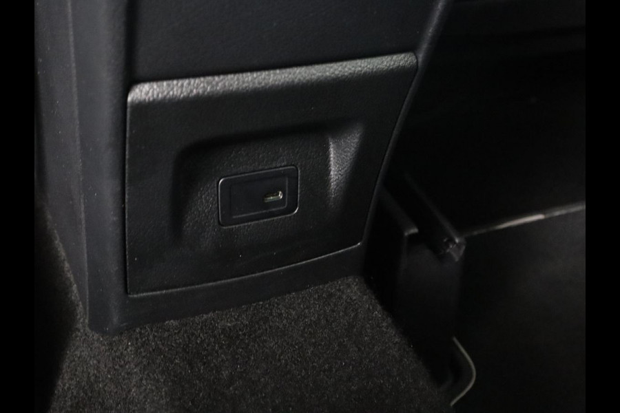 Mercedes-Benz B-Klasse 250 e Premium Plus AMG-Line | Camera | Navigatie | LED | Stoelverwarming |