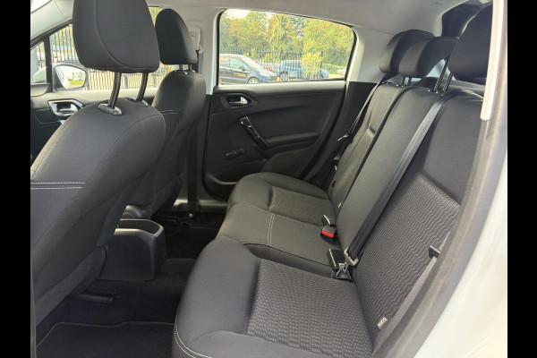 Peugeot 208 1.2 PureTech Active ✓Navi✓Carplay✓Airco✓Cruise✓5 Deurs✓Lm velgen✓N.A.P✓Apk tot 04-2027
