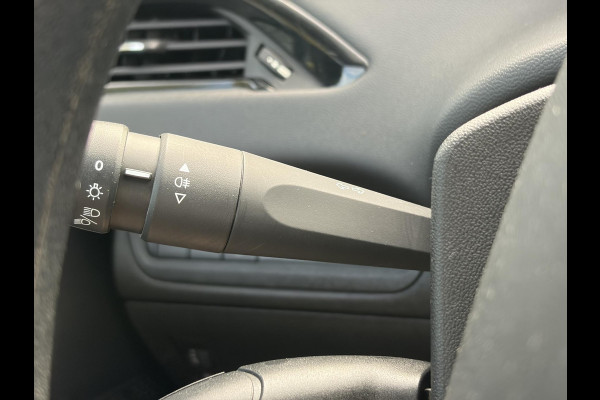 Peugeot 208 1.2 PureTech Active ✓Navi✓Carplay✓Airco✓Cruise✓5 Deurs✓Lm velgen✓N.A.P✓Apk tot 04-2027