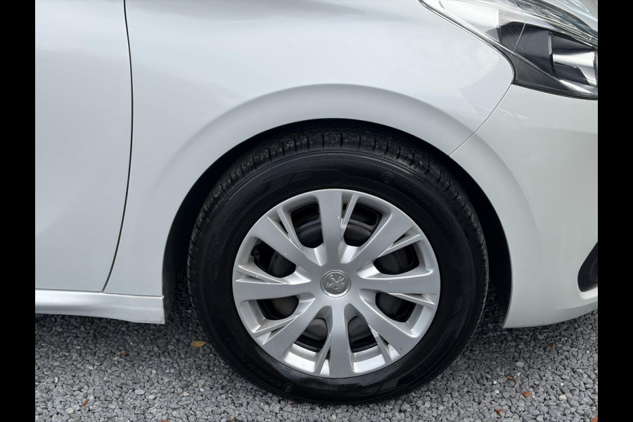 Peugeot 208 1.2 PureTech Active ✓Navi✓Carplay✓Airco✓Cruise✓5 Deurs✓Lm velgen✓N.A.P✓Apk tot 04-2027