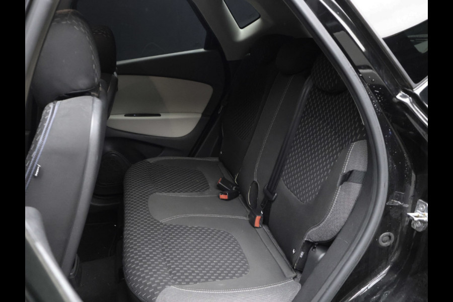 Renault Captur 1.3 TCe Intens Sport (APPLE CARPLAY,NAVI,CAMERA,PDC,CLIMATE,CRUISE,GETINT,LED,SPORTSTOELEN,LM VELGEN,NETTE STAAT)