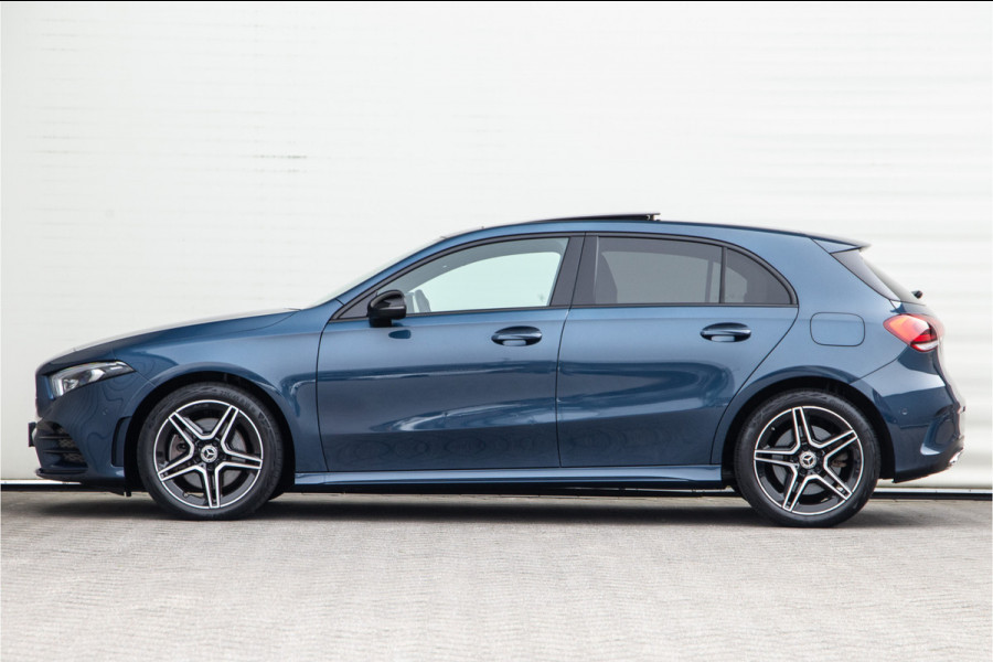 Mercedes-Benz A-Klasse 250 e AMG Nightpakket, Pano, Widescreen, Distronic, Sfeerverlichting 2022