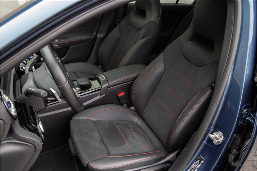 Mercedes-Benz A-Klasse 250 e AMG Nightpakket, Pano, Widescreen, Distronic, Sfeerverlichting 2022