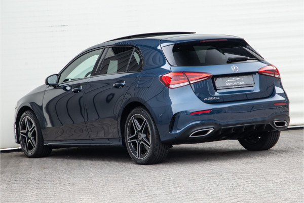Mercedes-Benz A-Klasse 250 e AMG Nightpakket, Pano, Widescreen, Distronic, Sfeerverlichting 2022