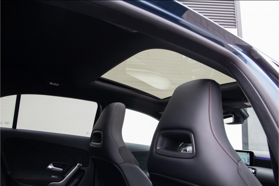 Mercedes-Benz A-Klasse 250 e AMG Nightpakket, Pano, Widescreen, Distronic, Sfeerverlichting 2022