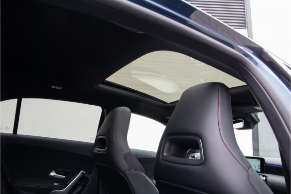 Mercedes-Benz A-Klasse 250 e AMG Nightpakket, Pano, Widescreen, Distronic, Sfeerverlichting 2022