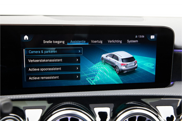 Mercedes-Benz A-Klasse 250 e AMG Nightpakket, Pano, Widescreen, Distronic, Sfeerverlichting 2022
