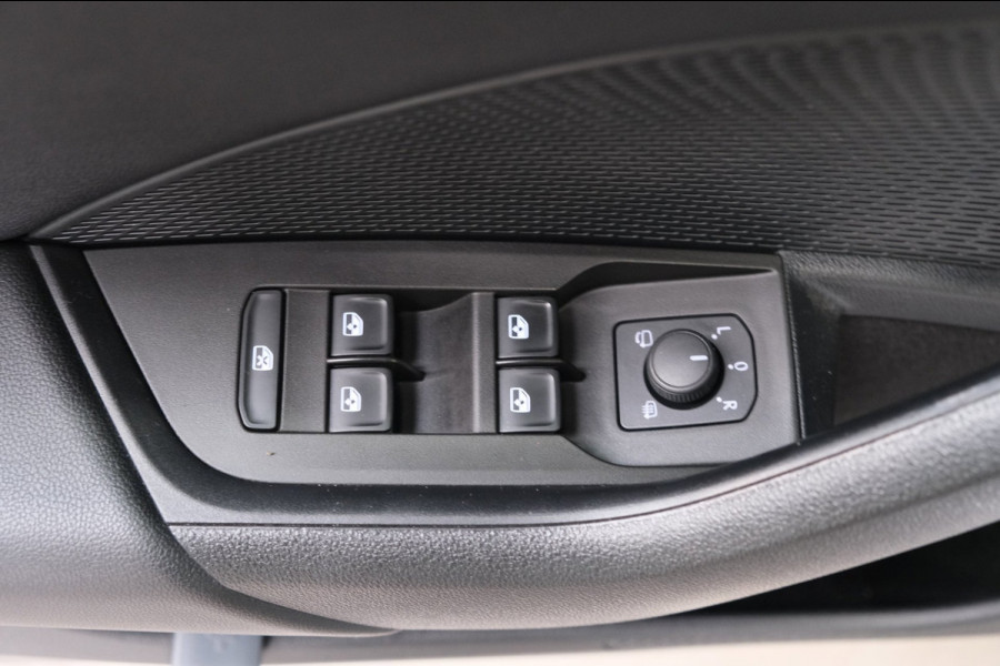 Škoda Octavia Combi 1.5 e-TSI Business Edition Automaat - Airco, Cruise, Navi, PDC, Carplay, Virtueel display, Trekhaak.