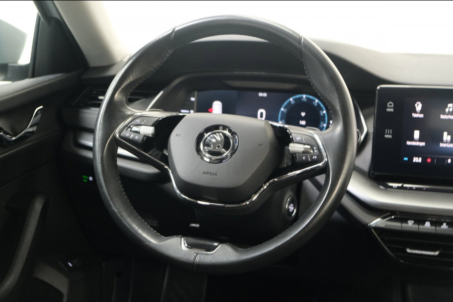 Škoda Octavia Combi 1.5 e-TSI Business Edition Automaat - Airco, Cruise, Navi, PDC, Carplay, Virtueel display, Trekhaak.