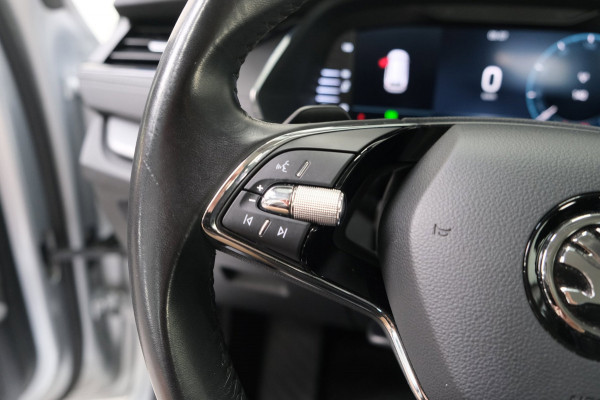 Škoda Octavia Combi 1.5 e-TSI Business Edition Automaat - Airco, Cruise, Navi, PDC, Carplay, Virtueel display, Trekhaak.
