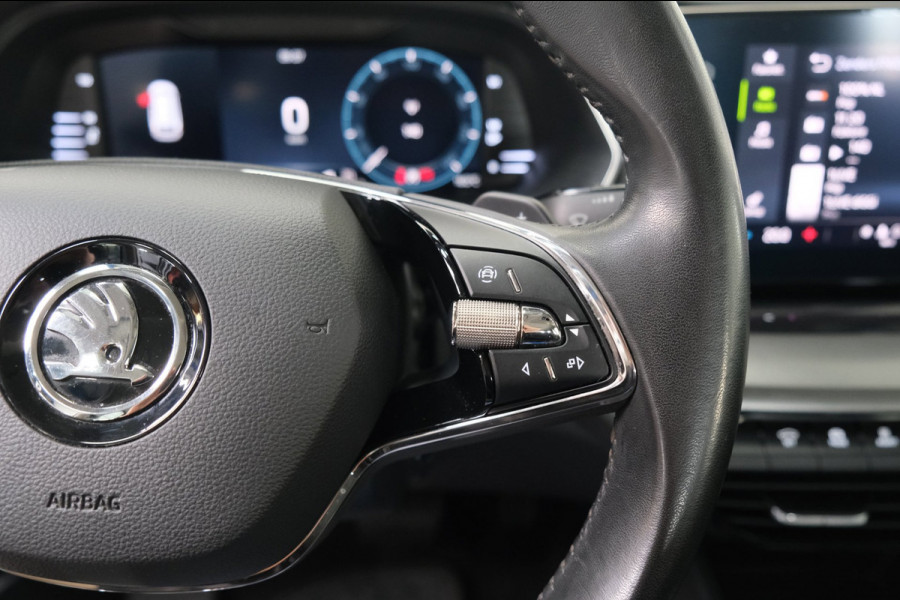 Škoda Octavia Combi 1.5 e-TSI Business Edition Automaat - Airco, Cruise, Navi, PDC, Carplay, Virtueel display, Trekhaak.