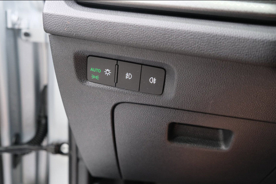 Škoda Octavia Combi 1.5 e-TSI Business Edition Automaat - Airco, Cruise, Navi, PDC, Carplay, Virtueel display, Trekhaak.
