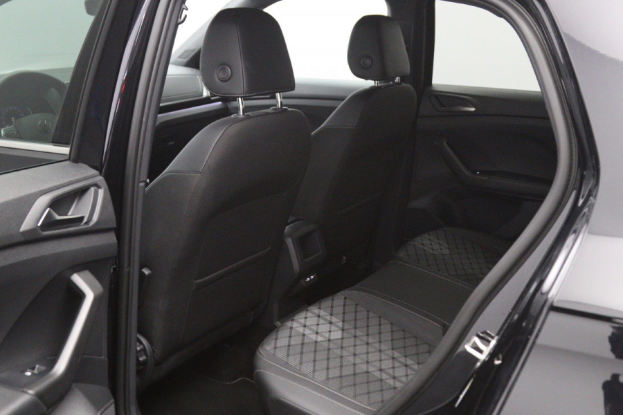 Volkswagen T-Cross 1.0 TSI 115 PK Automaat R-Line, LED, 18" LM, Adap. Cruise Control, Camera
