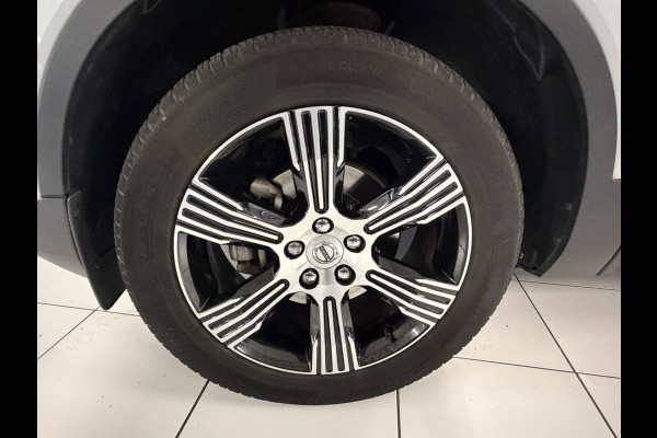Volvo XC40 1.5 T3 Inscription Leer /Trekhaak / Camera
