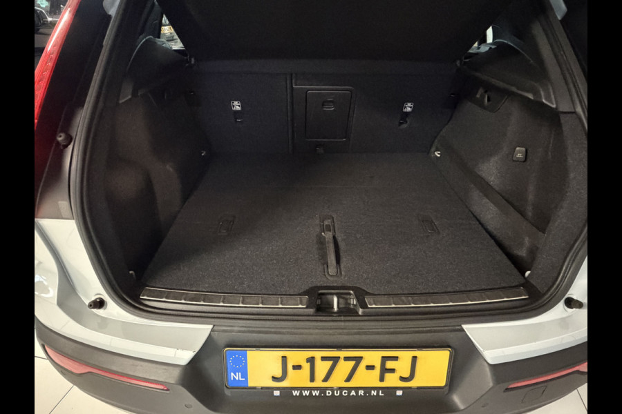 Volvo XC40 1.5 T3 Inscription Leer /Trekhaak / Camera