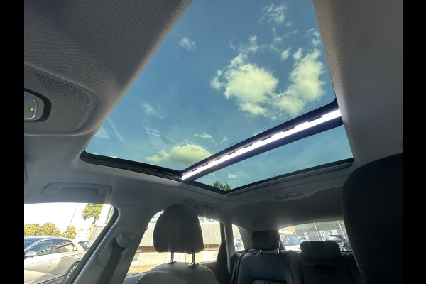 Audi e-tron 55 quattro Advanced edition Plus 95 kWh SOH 93% | MEM. STOEL | ELEK. STOELEN | ACHTERUITRIJ CAMERA | STOEL VERWARMING | 21'' WIELEN | RIJKLAAR MET 12 MND BOVAG GARANTIE | AFNM. TREKHAAK | PANO | SCHUIFDAK |
