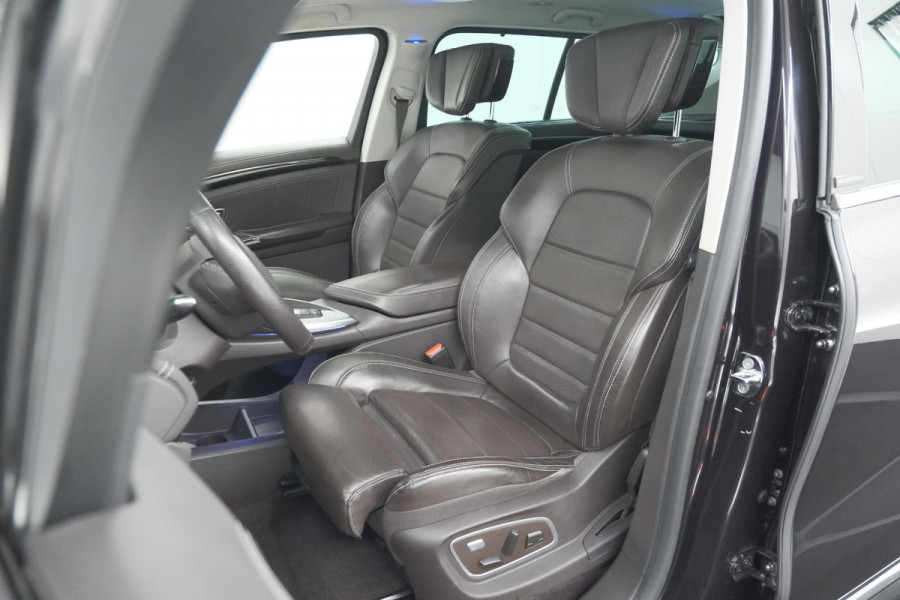 Renault Espace 1.8 TCe 225 Initiale Paris 7p. | Panoramadak | Lederen bekleding | Stoelverwarming | Adaptieve Cruise Control