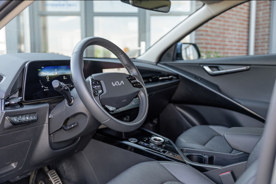 Kia Niro 1.6 GDi PHEV Launch Edition / Harman Kardon / Head-Up / Leder / Stoelverw. & Koeling / Carplay
