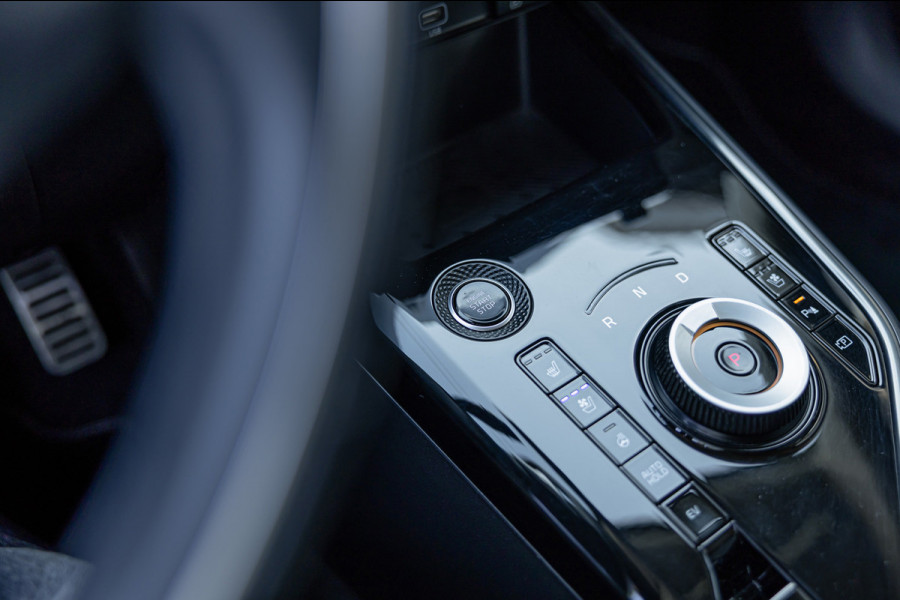 Kia Niro 1.6 GDi PHEV Launch Edition / Harman Kardon / Head-Up / Leder / Stoelverw. & Koeling / Carplay