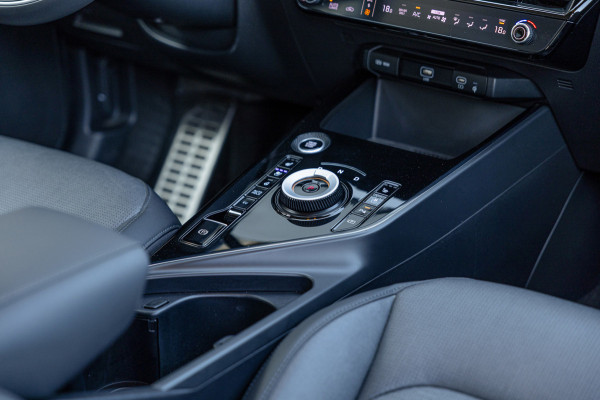 Kia Niro 1.6 GDi PHEV Launch Edition / Harman Kardon / Head-Up / Leder / Stoelverw. & Koeling / Carplay