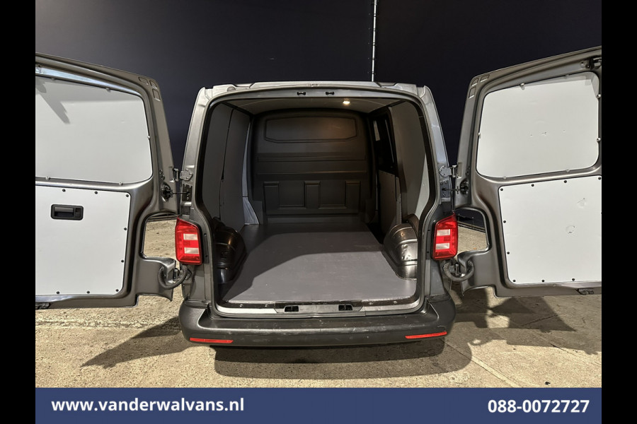 Volkswagen Transporter 2.0 TDI 150pk L1H1 Euro6 Airco | Navigatie | Apple Carplay | Sidebars Android Auto, 2500kg trekvermogen
