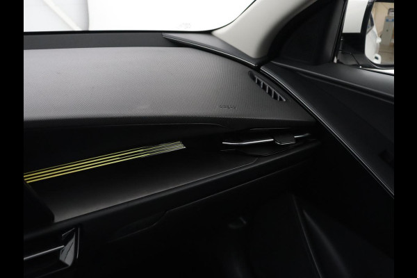 Kia Niro 1.6 GDi PHEV DynamicLine | SOH 96,7% | Half leder | Adaptive cruise Trekhaak | Camera | Park assist | Navigatie | Carplay | Full LED | PHEV