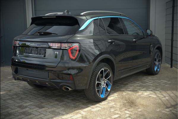 Lynk & Co 01 1.5 | Panoramadak | Stoelverwarming | Keyless | Apple Carplay | Memory Seat | Adaptive Cruise Control | Infinity | Navigatie | Camera | Parkeersensoren | Ambiance Verlichting | SOH 94,67%