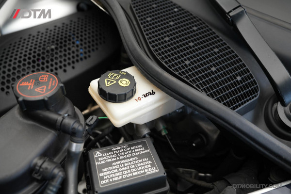 Aston Martin DB11 4.0 V8 | Volante | Dealer onderhouden | 360 camera |