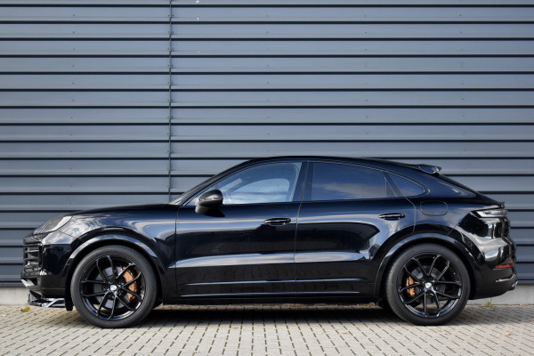 Porsche Cayenne Coupé 3.0 E-Hybrid | Panorama | ACC | 22'' Wielen | Trekhaak | Matrix | Bose | Stuur + stoel + achterbankverwarming