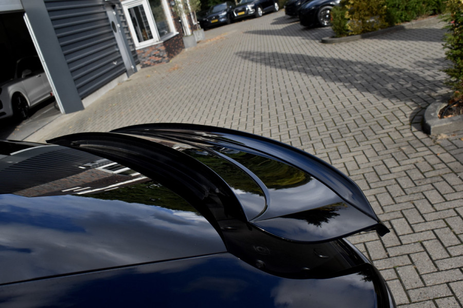 Porsche Cayenne Coupé 3.0 E-Hybrid | Panorama | ACC | 22'' Wielen | Trekhaak | Matrix | Bose | Stuur + stoel + achterbankverwarming