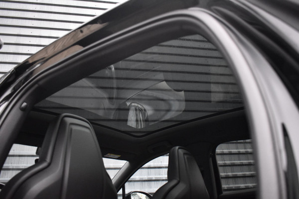 Porsche Cayenne Coupé 3.0 E-Hybrid | Panorama | ACC | 22'' Wielen | Trekhaak | Matrix | Bose | Stuur + stoel + achterbankverwarming