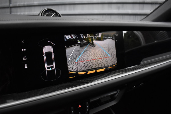 Porsche Cayenne Coupé 3.0 E-Hybrid | Panorama | ACC | 22'' Wielen | Trekhaak | Matrix | Bose | Stuur + stoel + achterbankverwarming