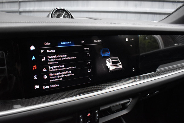Porsche Cayenne Coupé 3.0 E-Hybrid | Panorama | ACC | 22'' Wielen | Trekhaak | Matrix | Bose | Stuur + stoel + achterbankverwarming