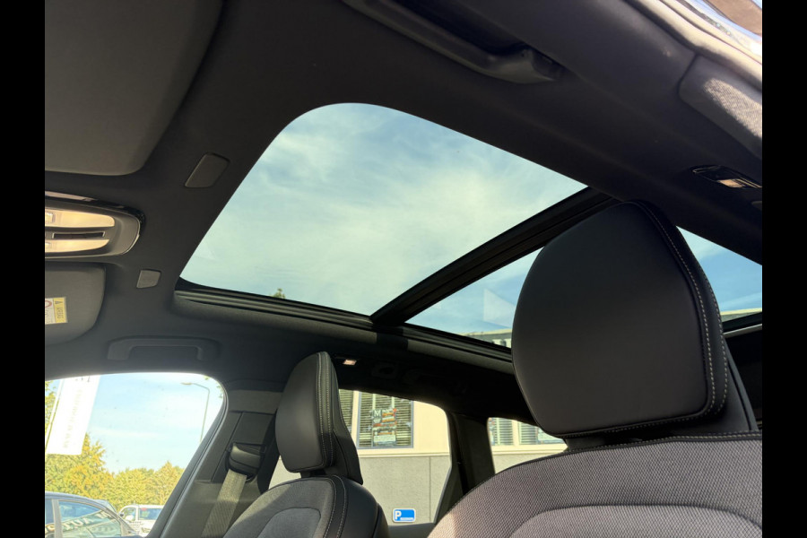 Volvo XC60 2.0 T8 Plug-in hybrid AWD Plus Black Edition FULL OPTIONS| ELEK. TREKHAAK| LUCHTVERING!| PANO| BOWERS EN WILKINS| MEMORY STOELEN| 360 CAMERA| STOEL + STUURVERWARMING| ACHTERBANK VERWARMD|