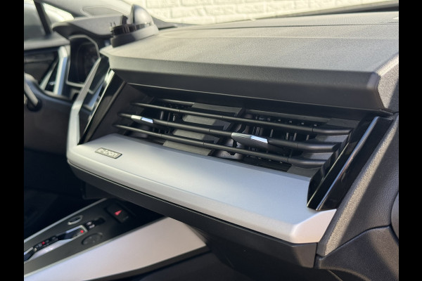 Audi Q4 e-tron 45 S Edition 82 kWh Trekhaak Adaptive cruise Camera 21 inch Velgen