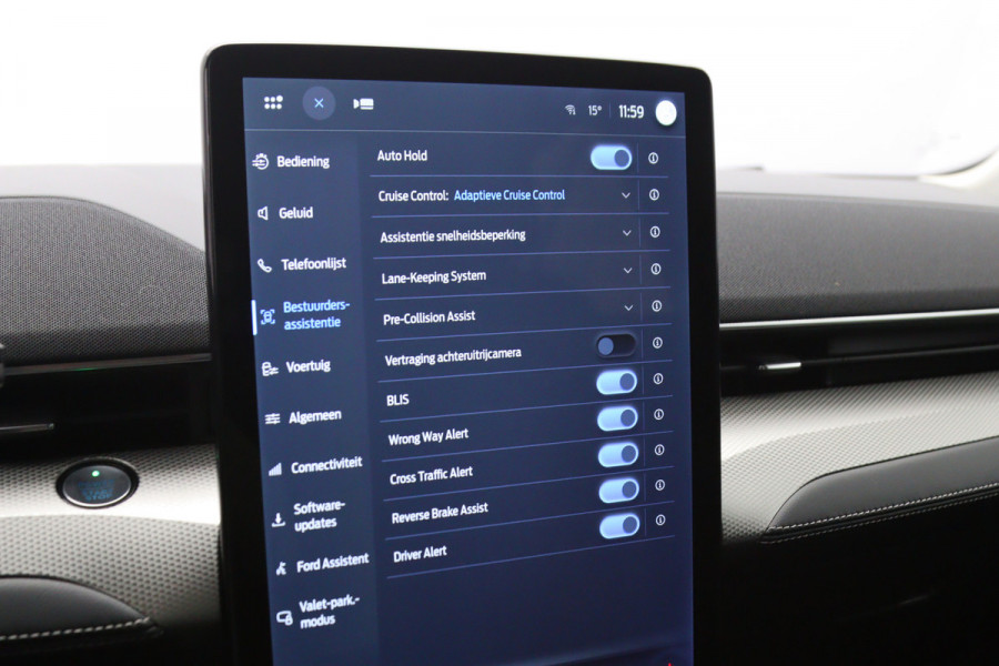 Ford Mustang Mach-E RWD 75 kWh 260 PK, SOH 92 %, Camera, Carplay, Adap. Cruise Control, Winterpakket