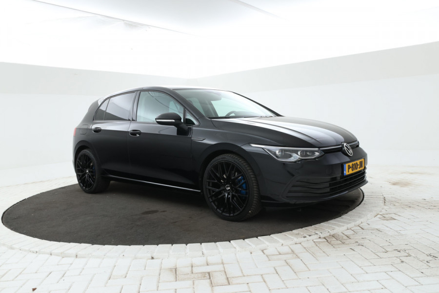 Volkswagen Golf 1.5 eTSI R-Line Panorama, Automaat, Stoel/stuurverwarming
