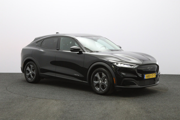 Ford Mustang Mach-E RWD 75 kWh 270 PK, SOH 91 %, Winterpakket, Adap. Cruise Control, Leder, Camera