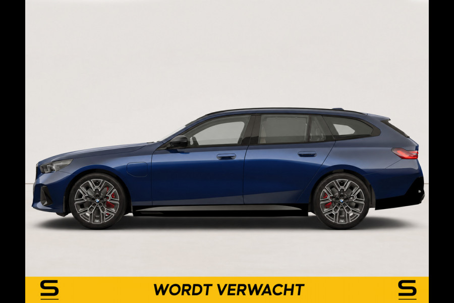 BMW 5 Serie Touring 550e|M-Sport Pro|Pano|B&W|Fiscaal gunstig
