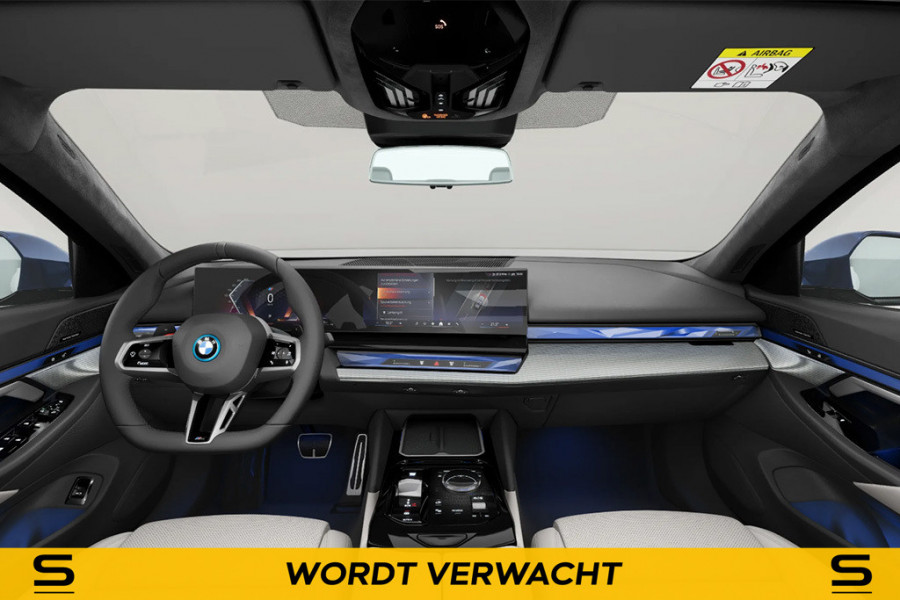 BMW 5 Serie Touring 550e|M-Sport Pro|Pano|B&W|Fiscaal gunstig