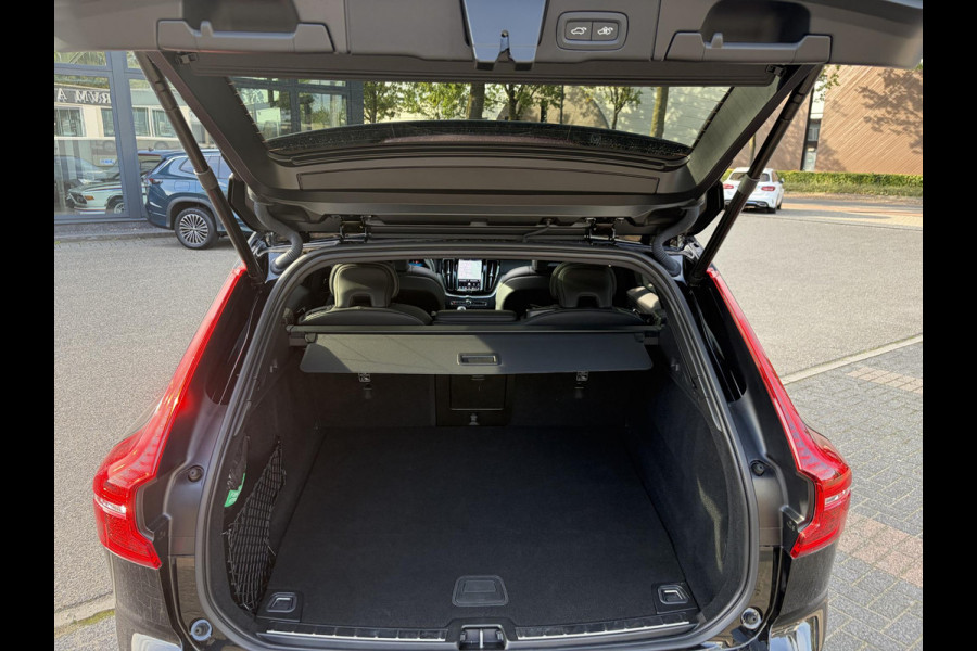 Volvo XC60 2.0 T6 Plug-in hybrid AWD Plus Black Edition NAPPALEDER + STOELVENTILATIE| HARMAN KARDON| PANO| 360 CAMERA| MEMORY STOELEN|