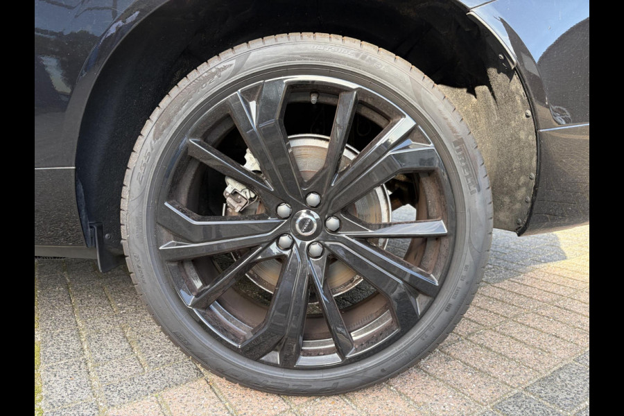 Volvo XC60 2.0 T6 Plug-in hybrid AWD Plus Black Edition NAPPALEDER + STOELVENTILATIE| HARMAN KARDON| PANO| 360 CAMERA| MEMORY STOELEN|